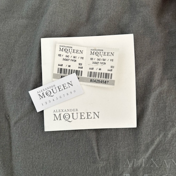 Authentic Alexander McQueen Printed - Nylon De Manta coral bag clutch bag - Picture 3 of 13